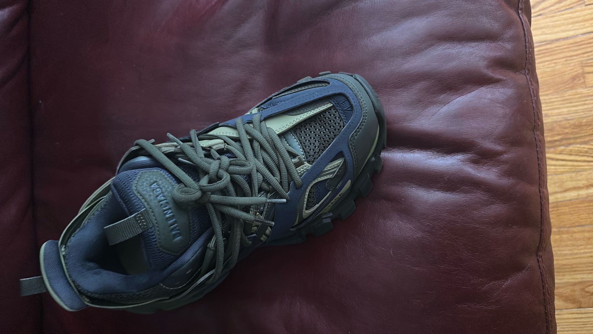 Balenciaga Tracks