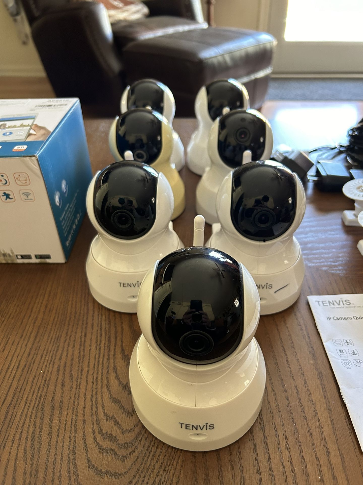 8 Tenvis IP Security Cameras TH661, 7 Used, 1 New In Box