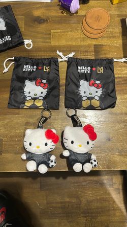 HELLO KITTY LAFC plush keychain 2026