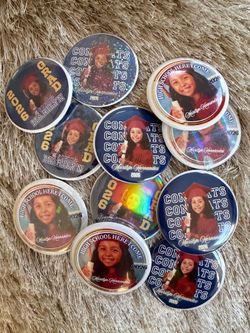 Customized Graduation pins / magnets
