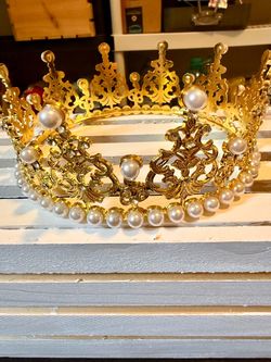 Gold Crown