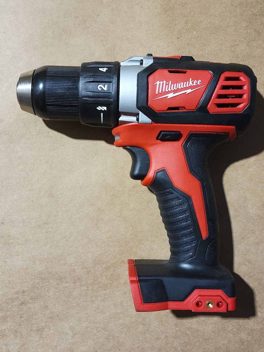 Milwaukee M18 1/2 Drill Driver