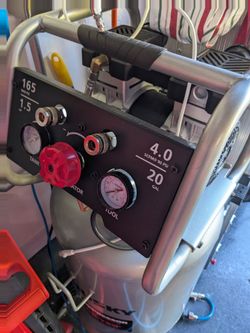 Husky 20 gal compressor