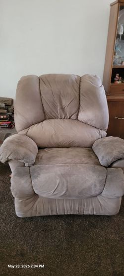 Rocking Chair/Recliner