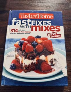 Hardcover Taste of Home Fast Fixes with Mixed Cookbook