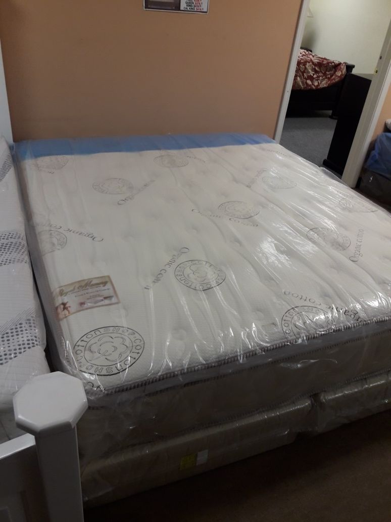 New royal memory foam mattress king mattress and box spring