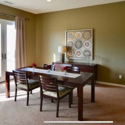 Dining Table W/chairs And Breakfast Bar