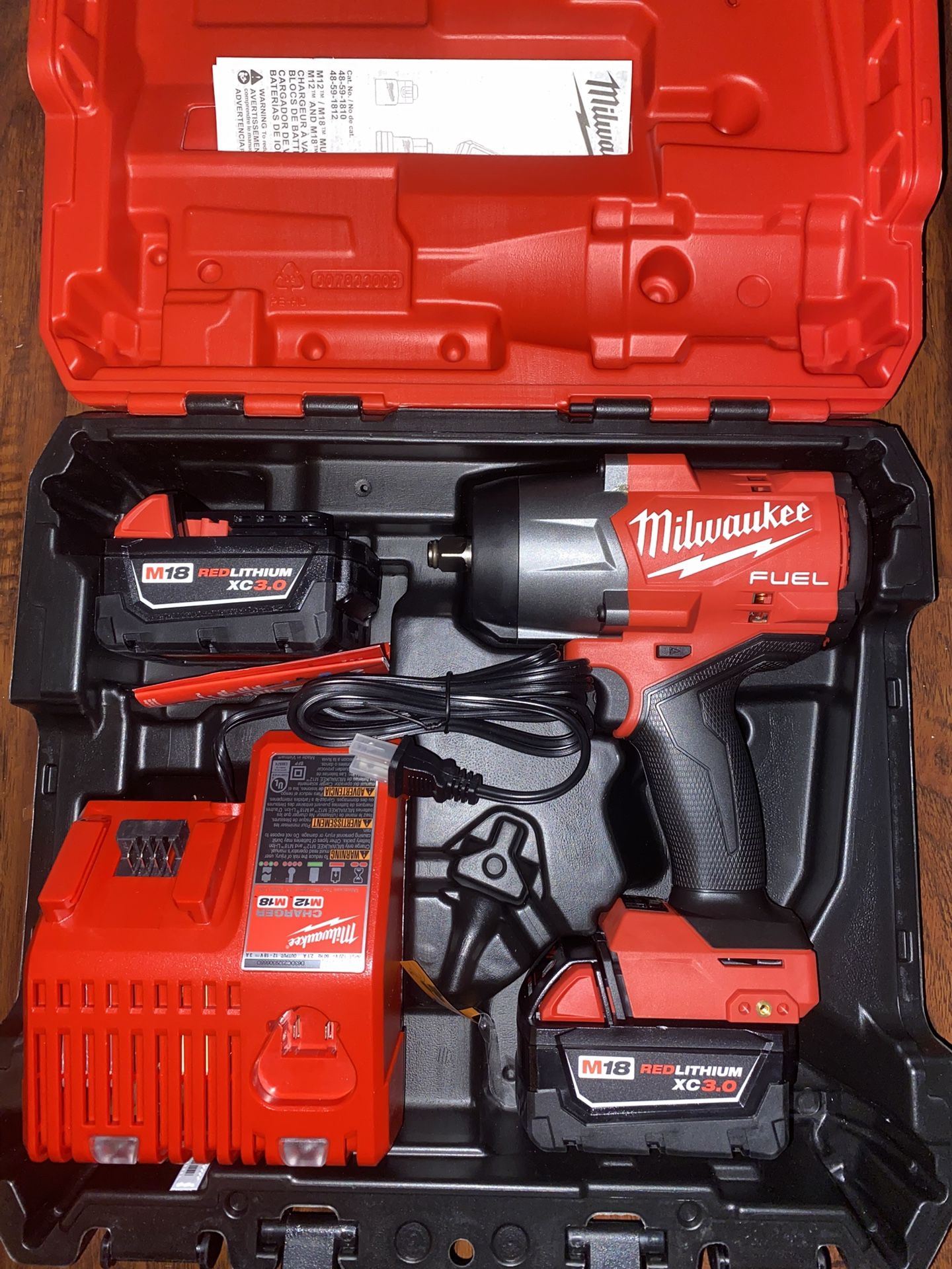 Milwaukee Fuel Brushless 1/2” High Torque Impact Wrench 2 Batteries And Charger