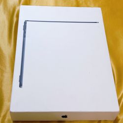 New M2 MacBook Air 13.6” (Midnight) Apple Intelligence 