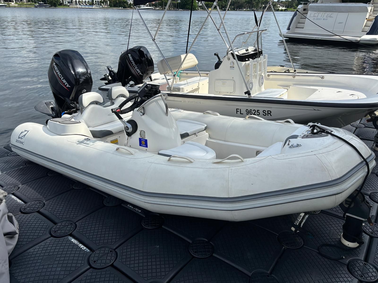 2022 Zodiac 400 DLX