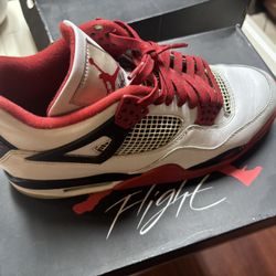 Jordan 4 Fire Red