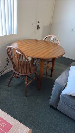 42” Round Dining Table Set with Folding Sides