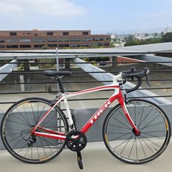 All- Carbon Trek Domane 5.2 Racing Bike 