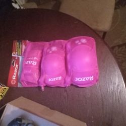 Razor Multi Sport Sweet Pea Elbow /Knee And Wrist Pads Pink Kids 8+Youth 