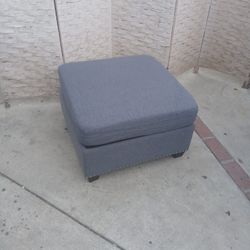 Ottoman With Storage I