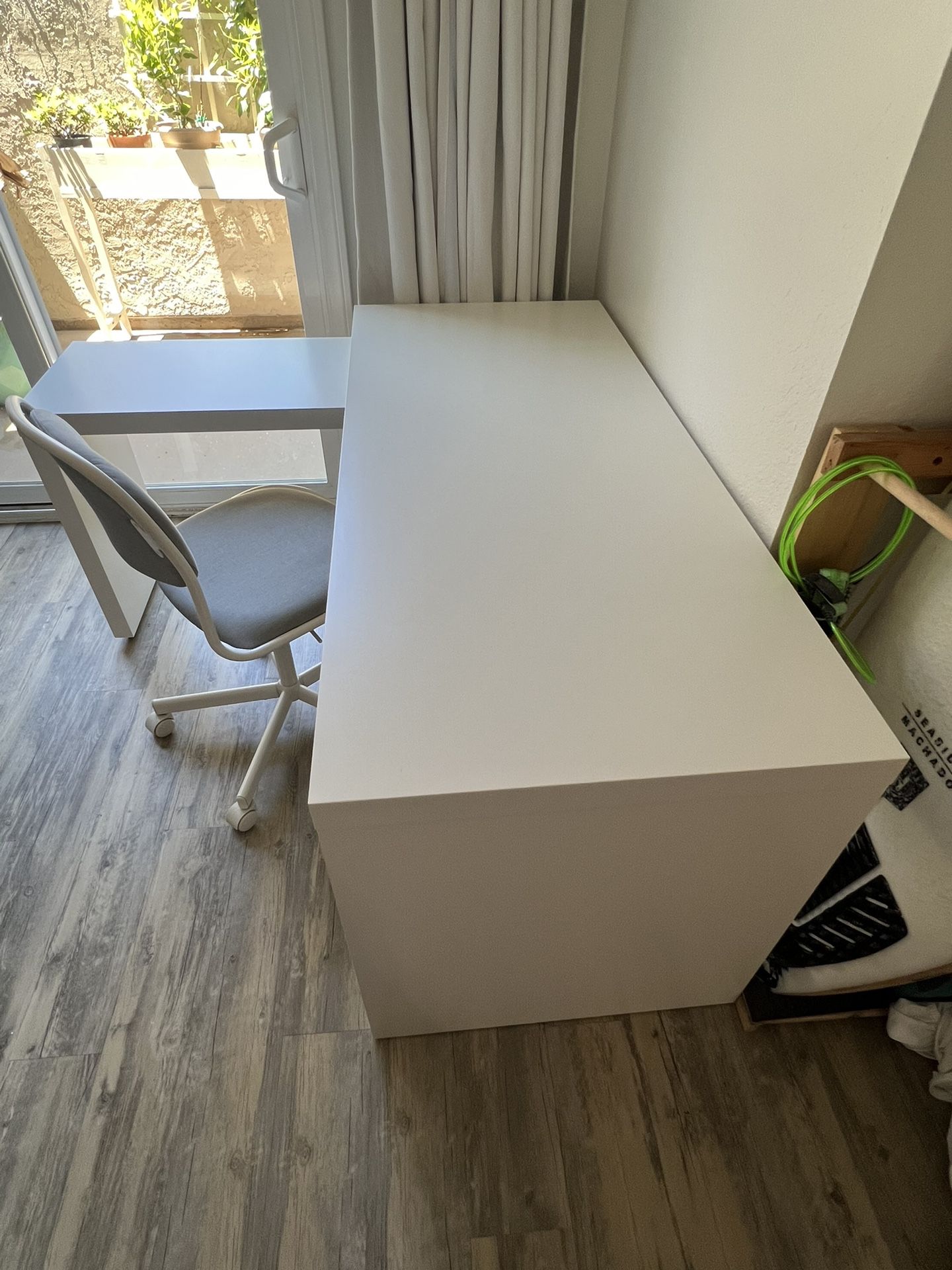 IKEA- MALM Desk With Pull-out Panel, White