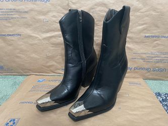 SHEIN Black Western Ankle Boots with Silver Toe Caps Size 7