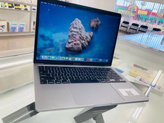MacBook Pro 2020 8gb ram 1tb ssd