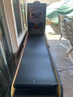 Skee ball game