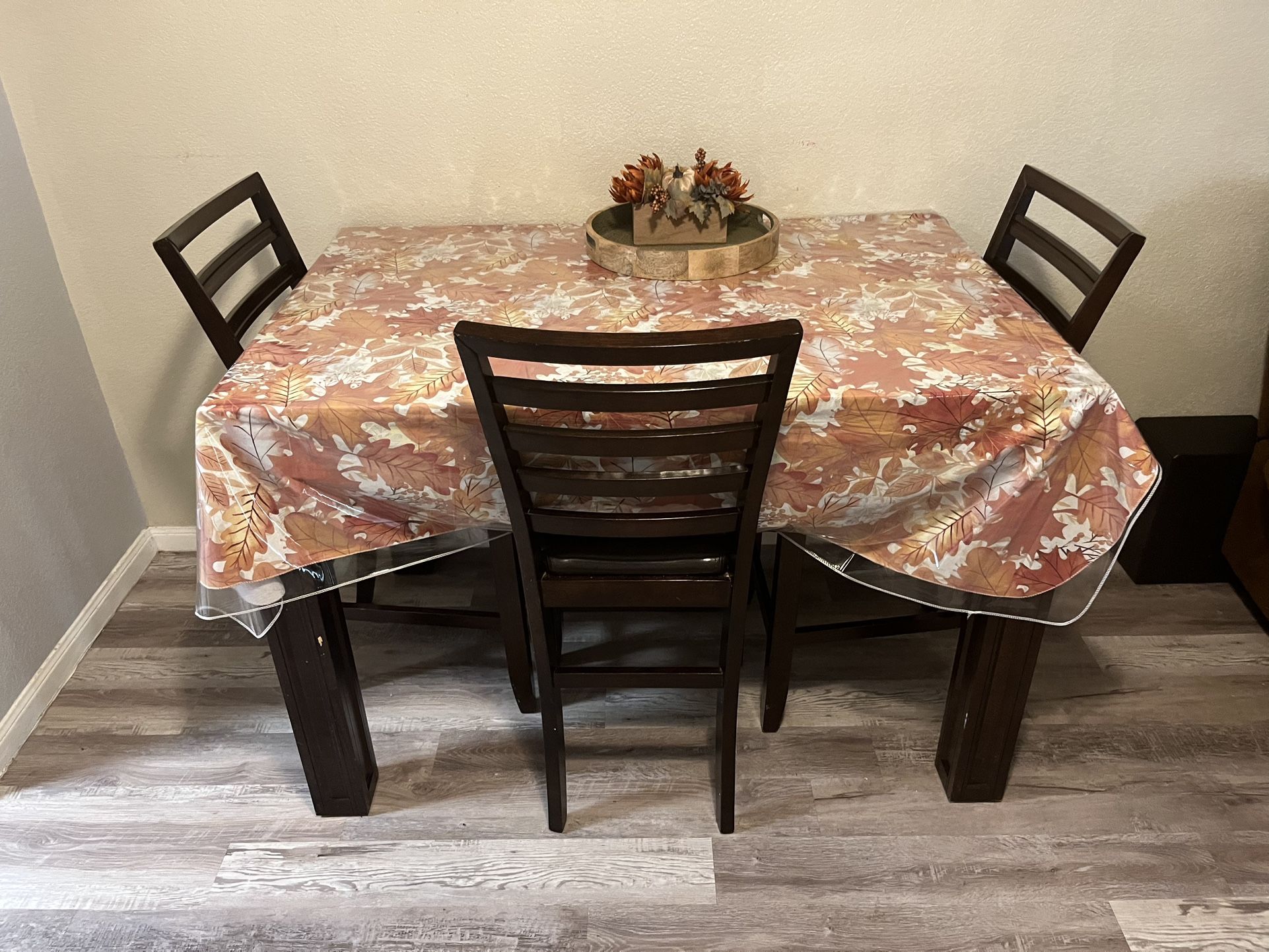 Cedar Wood Extendable Dining Table