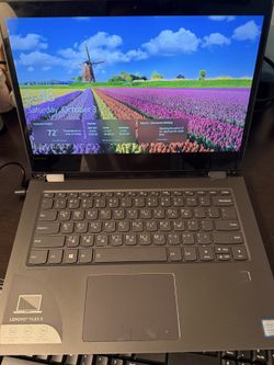 Lenovo Flex 5 2-in-1 Laptop (i5-7200U / 8GB / 256GB)