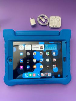 Apple iPad Air 2 – 16 GB – 9.7” Retina – Touch ID – w/ Case & New Accessories