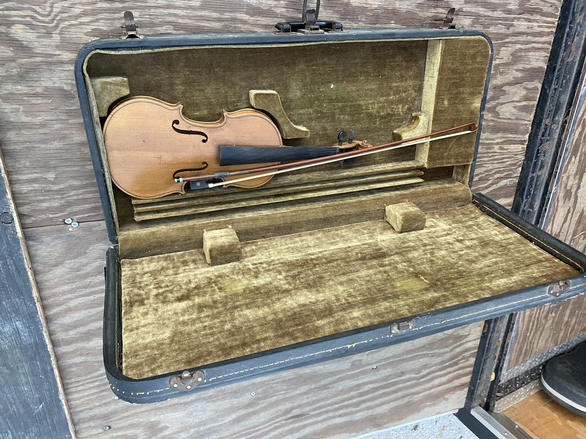 Dual Violin Case And Violin With Bow. 
