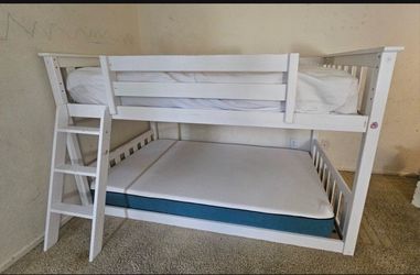 Twin over twin bunk bed fram