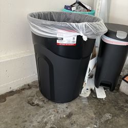 Jumbo Sized Trash Can 