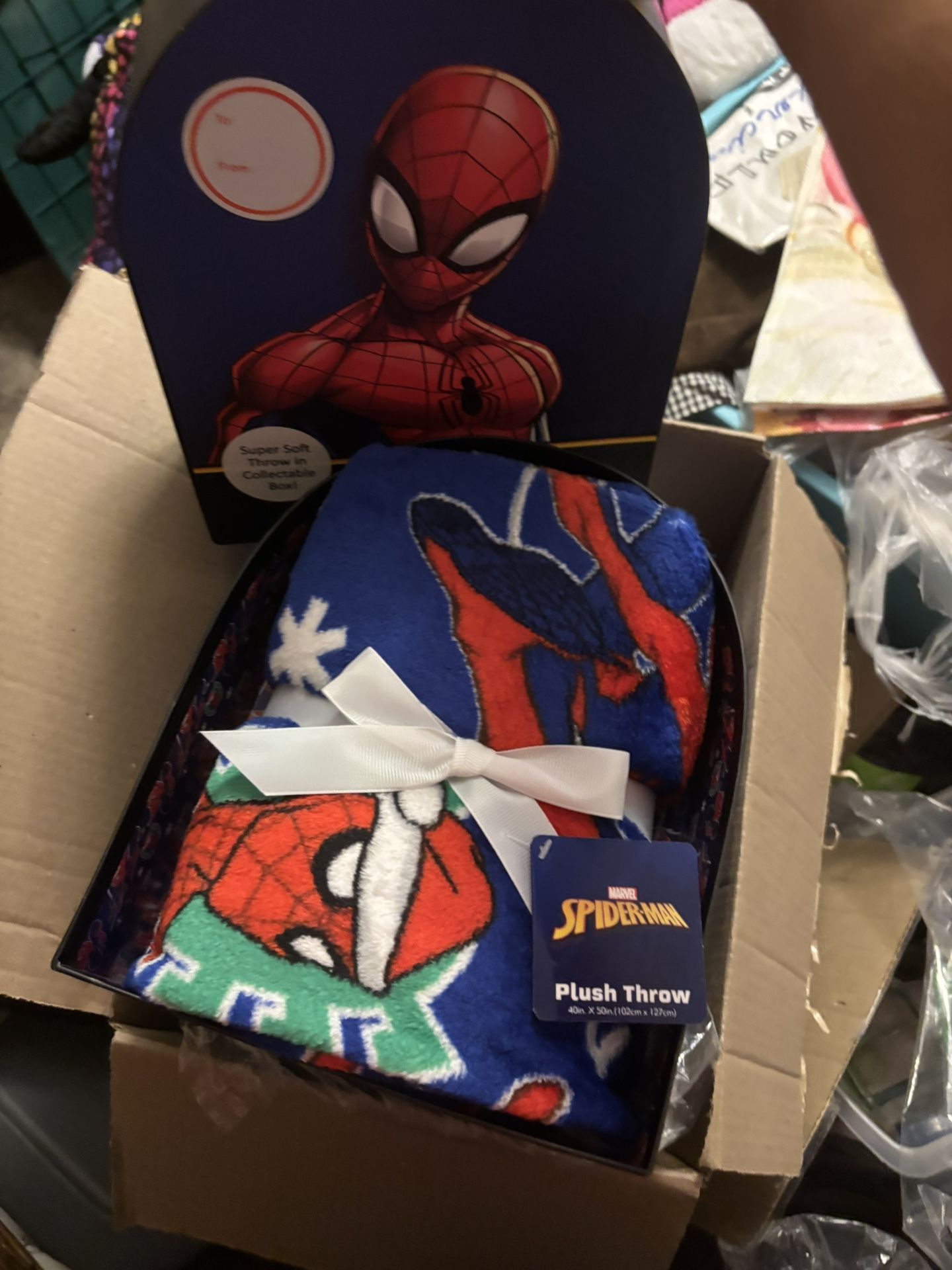 New w/Gift Box  Marvel Spider-Man Plush Throw   40”x50”  $10