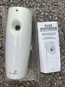 Fragrance dispenser