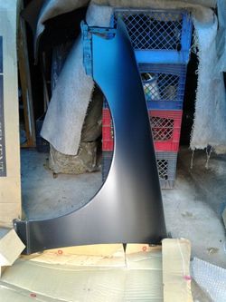 1998-1999 Nissan Altima left fender