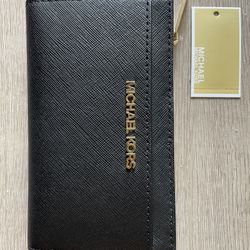 Michael Kors Medium Black Wallet