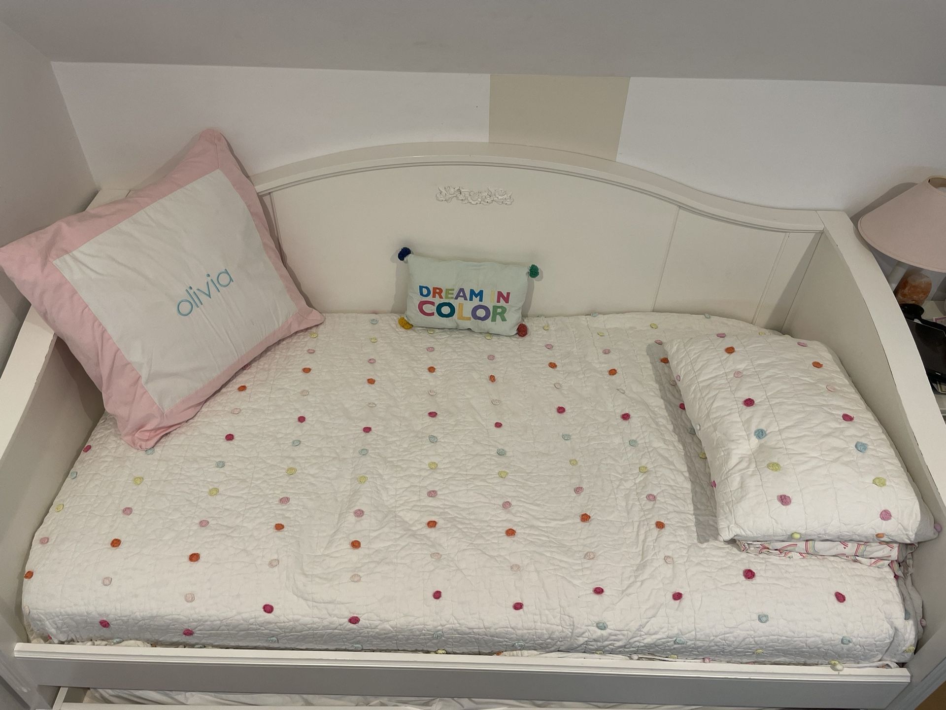 Pottery Barn Teen Day Bed + Trundle + 2 Mattresses