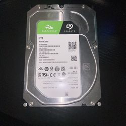barracuda seagate 2TB internal hard drive”