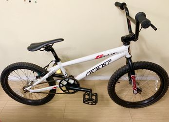 Felt Bmx Bike 20” , Frame size 21”. 7005 Double Buttered Super Light (25lb).