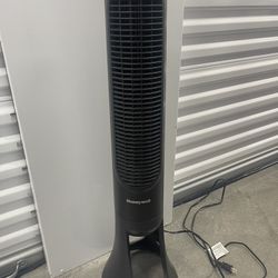 Honeywell 8 Speed Oscillating Tower Fan 