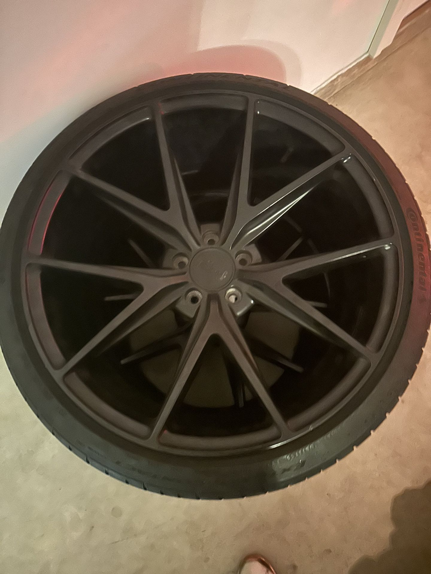 Niche Wheels 20in