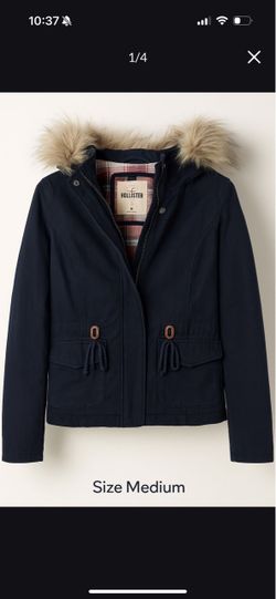 Hollister Women’s Hooded Jacket – Size Medium
