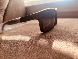 Oakley-radars prizma -holbrook -sutro -kato lotions and more