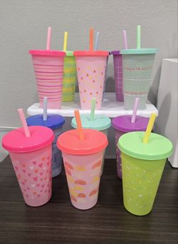 Color changing cups