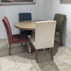 4 Seater Circle Wooden Dining Room Table And Chairs 