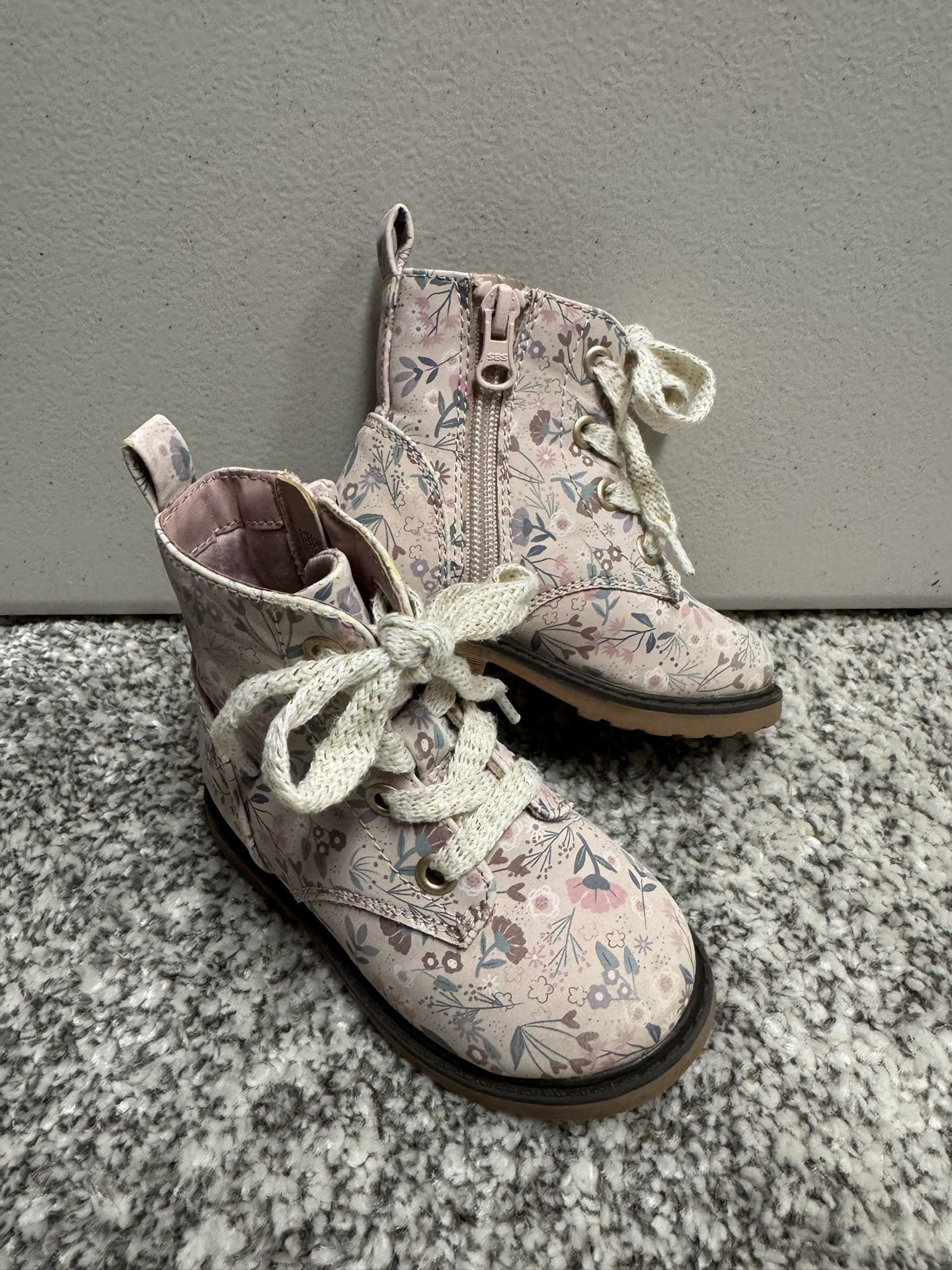 Cat and Jack Flower Boots - Size 6T