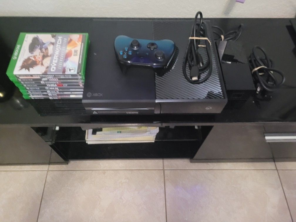 Xbox One 1540 500GB  Console w Controller 8 Games Power Brick And Cords TESTED✅️
