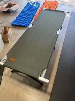 Camping cot