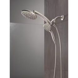 Delta PivotPro 3-in-1 magnetic Combo Shower