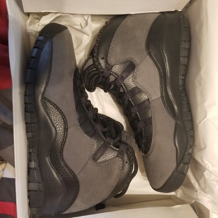 Jordan Retro 10 Dark Shadow Size 5.5y