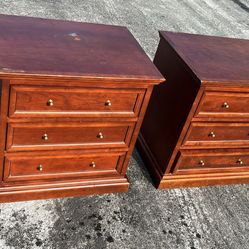 24”wx18”dx24”h 2 Solid Wood Nightstand