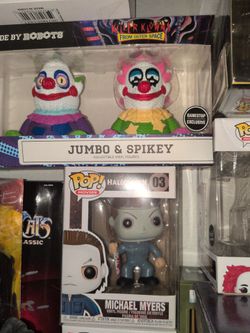 Horror pop figures killer klownz and Michael myers
