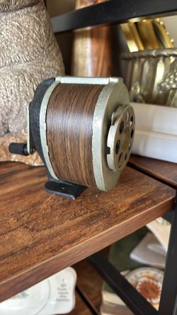 VINTAGE PENCIL SHARPENER